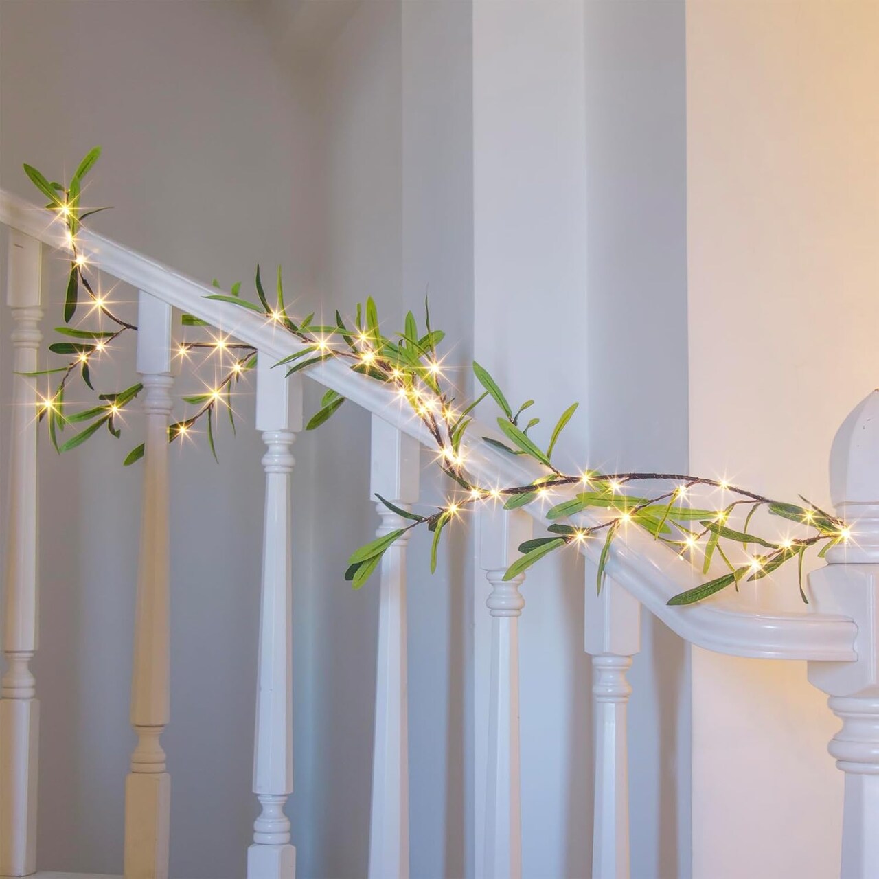Lighted Artificial Olive Garland, 6FT LED Faux Greenery Vine Garland Lights Battery Operated